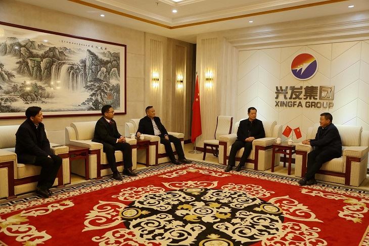 调研走访兴发集团，召开座谈会.jpg
