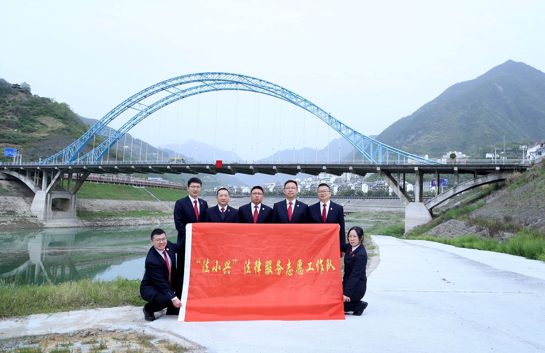C:\Users\xsfy\Desktop\3a4336668662d0f99e58020545b0704_副本.jpg